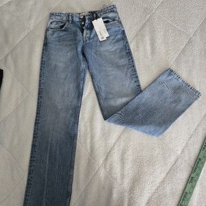 Womens Zara Jeans. Size 4 NWT
